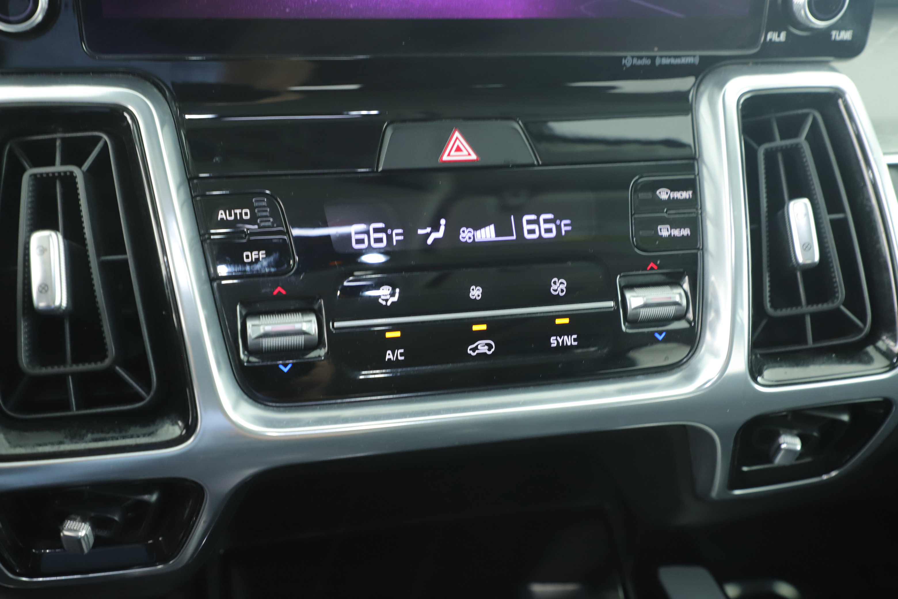 Used 2022 Kia Sorento SX image 15