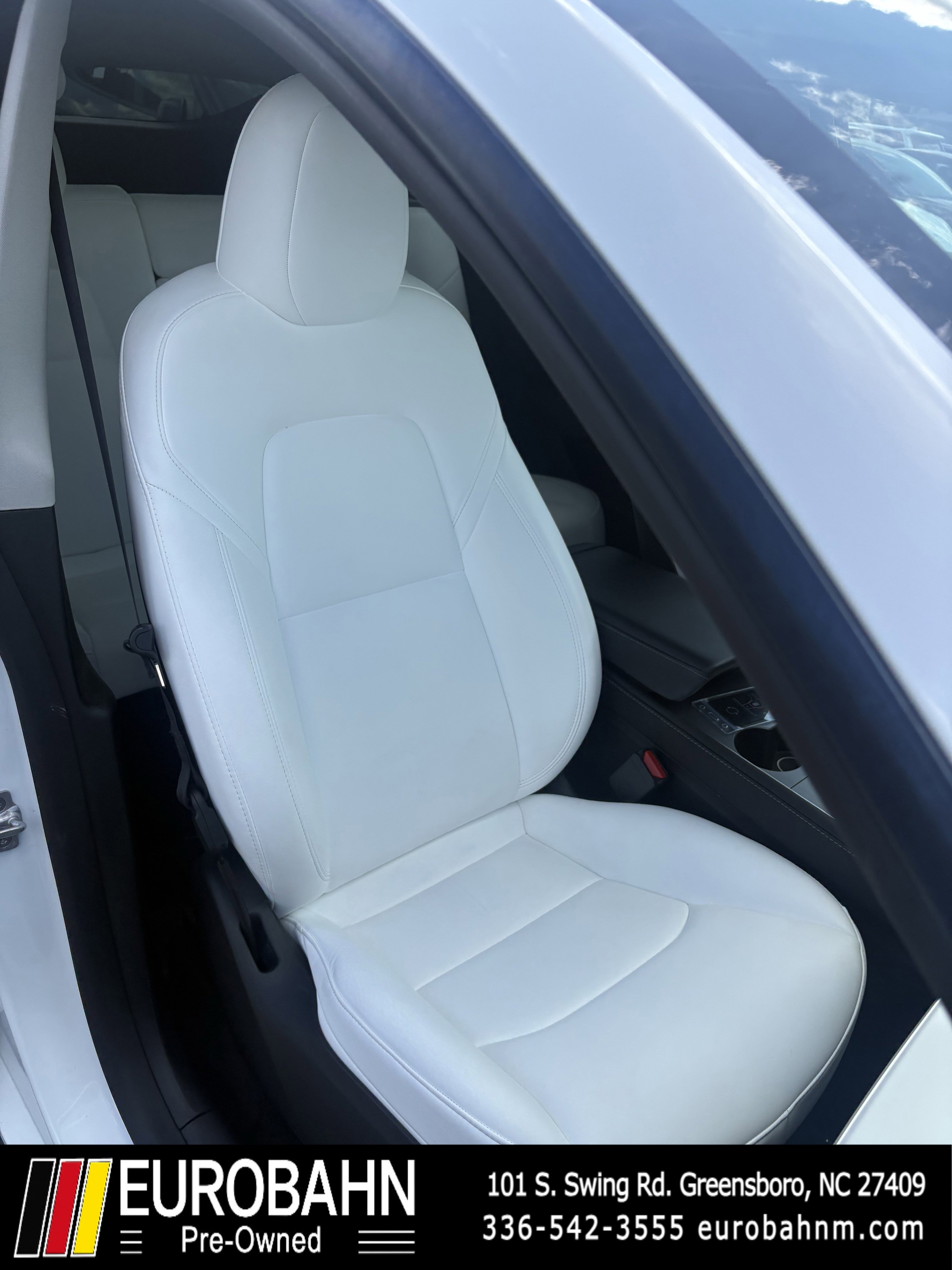 Used 2024 Tesla Model Y Performance image 15