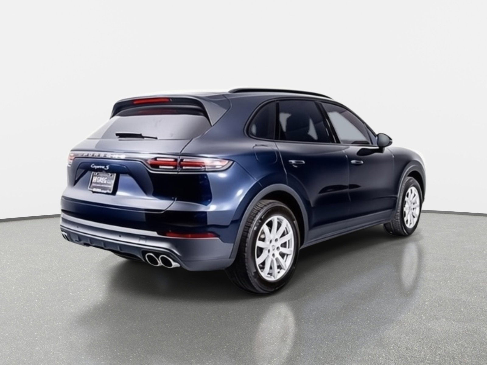 Used 2022 Porsche Cayenne S image 11