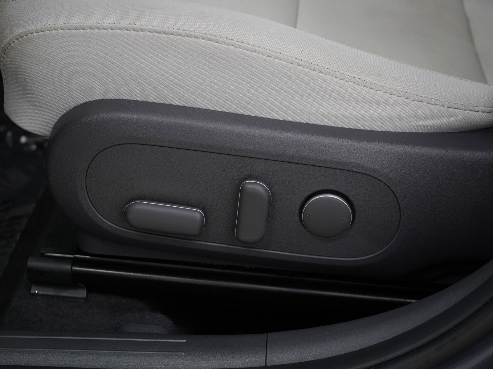 Used 2024 Hyundai Kona SEL image 27