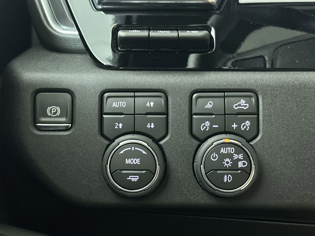 New 2026 Chevrolet Silverado 2500 High Country w/ Midnight Edition image 19