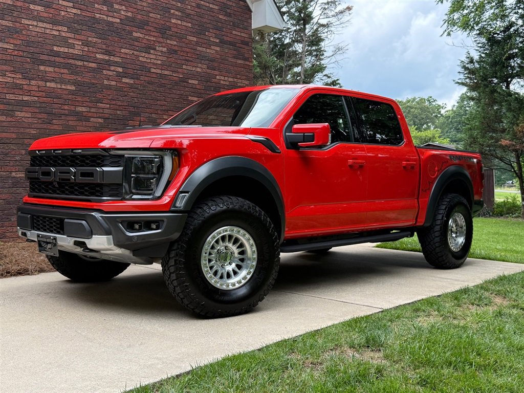 Used 2022 Ford F150 Raptor w/ Raptor 37 Performance Package AWD/4WD image 2