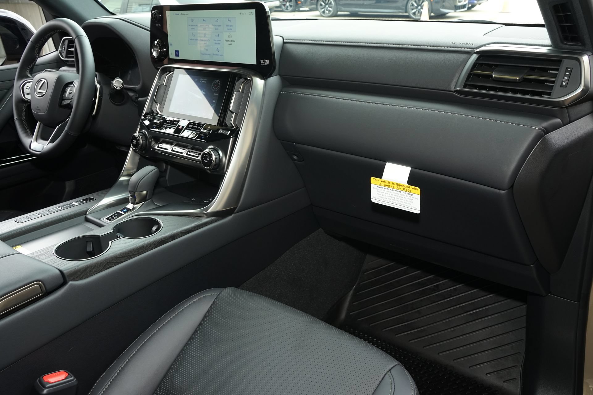 Used 2026 Lexus LX 700h Overtrail AWD/4WD image 11