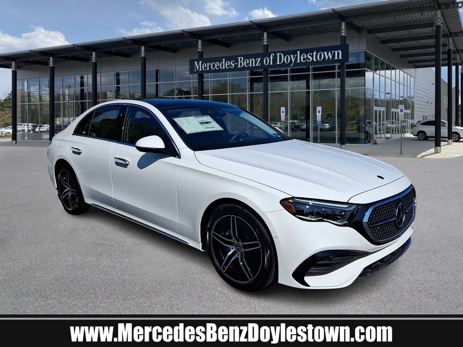 New 2026 Mercedes-Benz E 350 4MATIC Sedan image 1