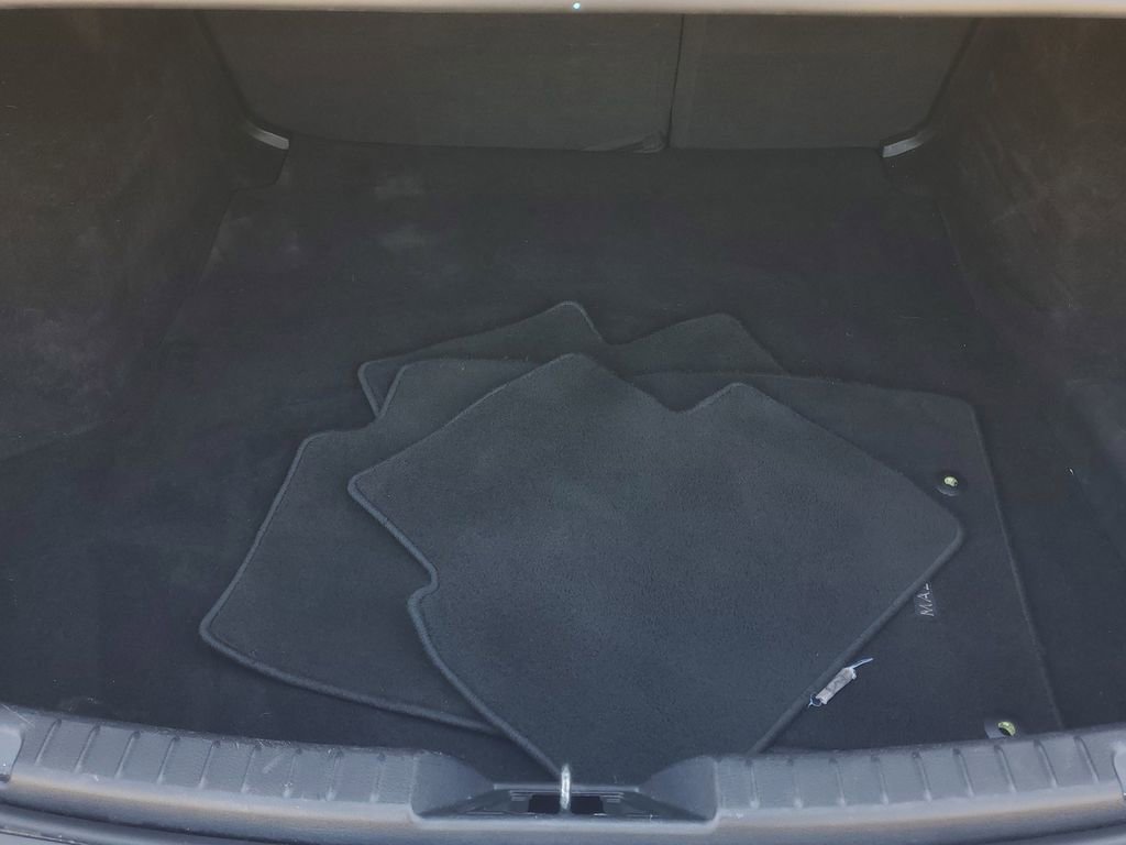 Used 2023 MAZDA MAZDA3 s image 27