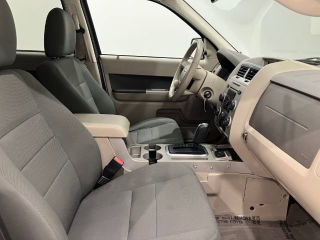 Used 2009 Ford Escape Limited AWD/4WD image 41