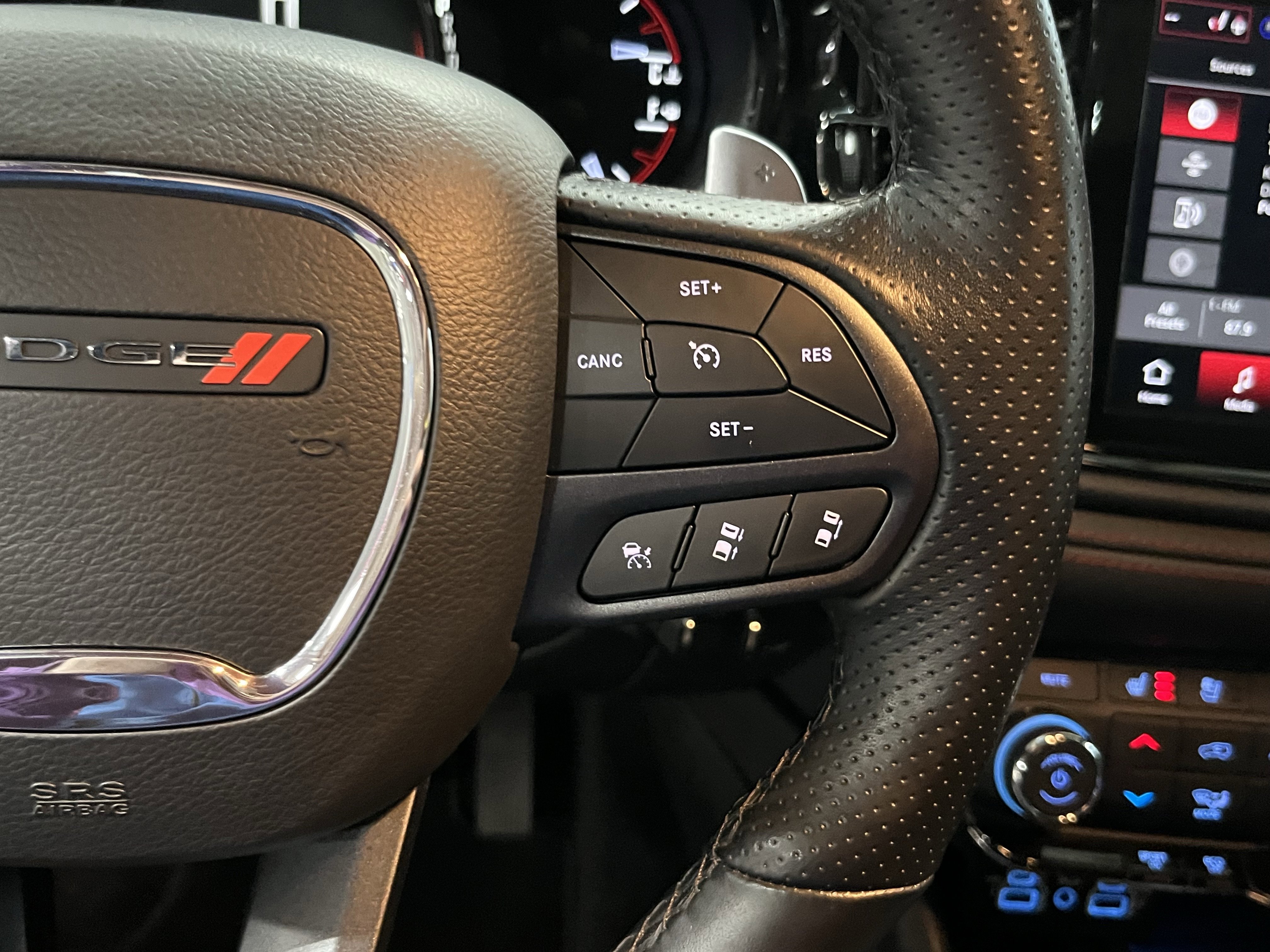 Certified 2025 Dodge Durango R/T image 22