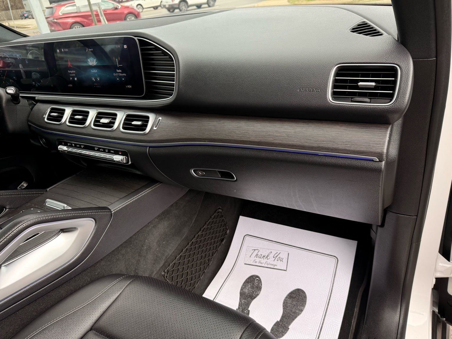 Used 2020 Mercedes-Benz GLE 350 4MATIC w/ Premium Package image 19