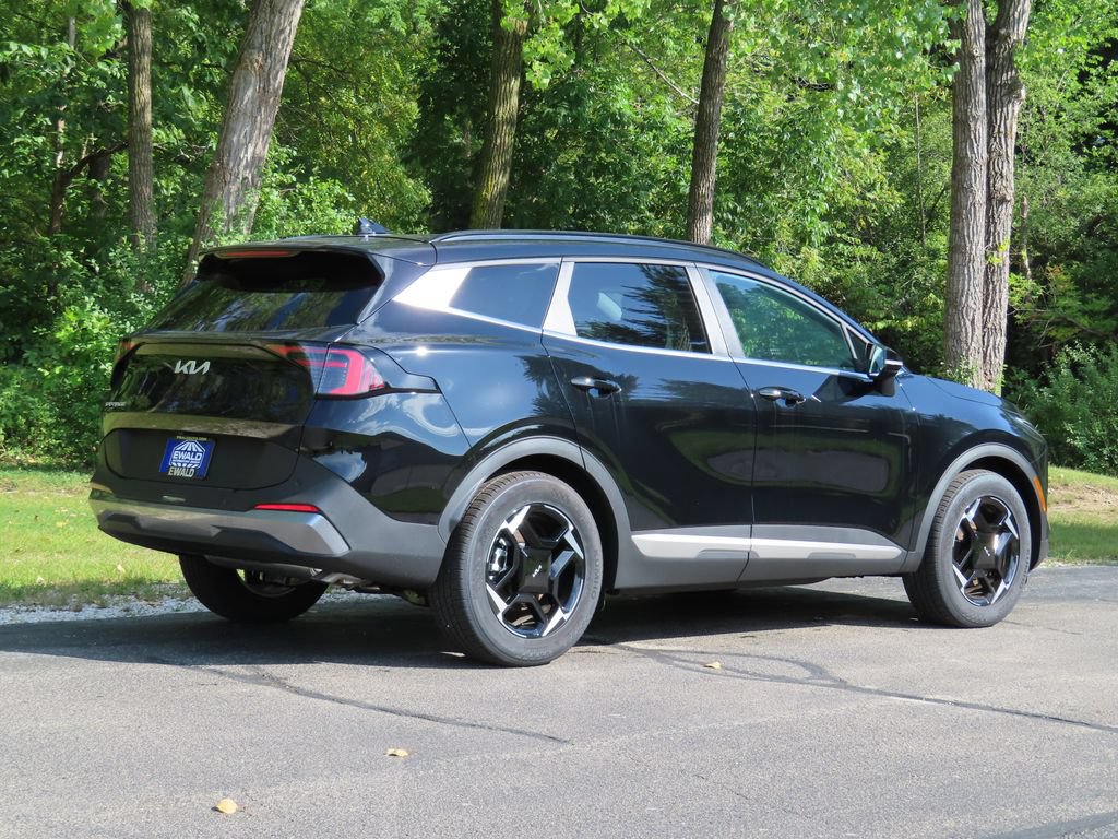 New 2026 Kia Sportage EX w/ EX Panorama Roof Package FWD image 3