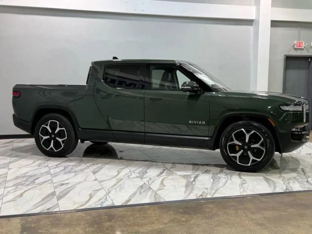 Used 2022 Rivian R1T Adventure AWD/4WD image 4