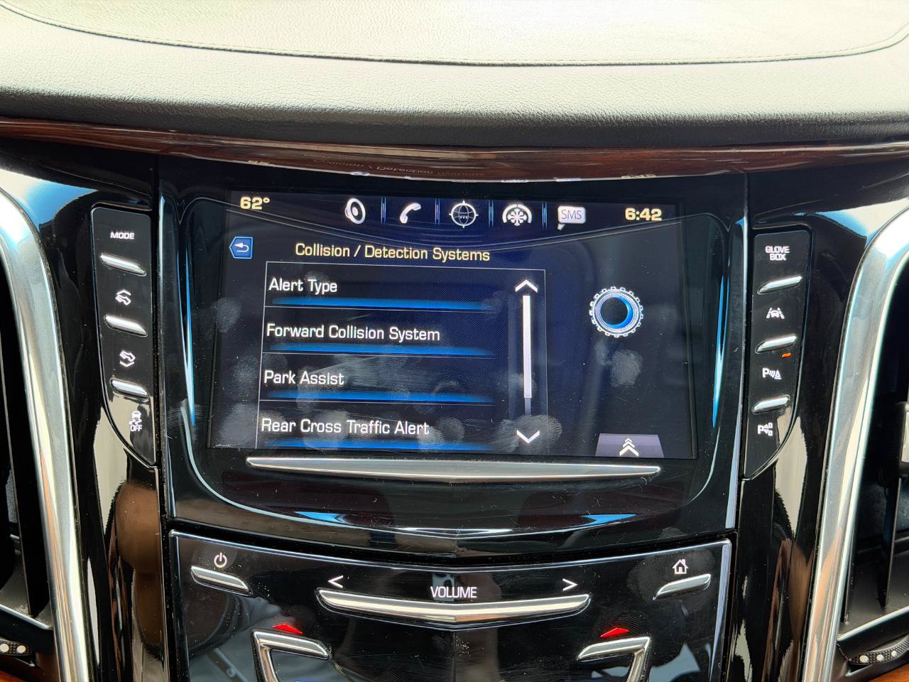 Used 2017 Cadillac Escalade Luxury AWD/4WD image 85