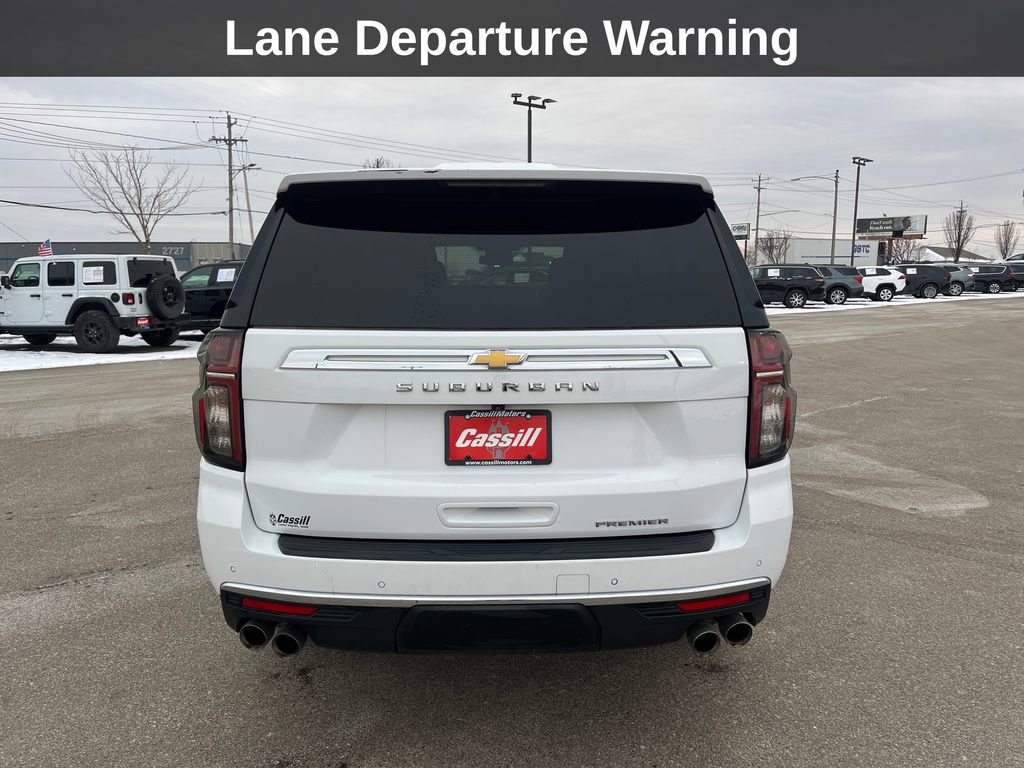 Used 2023 Chevrolet Suburban Premier image 5