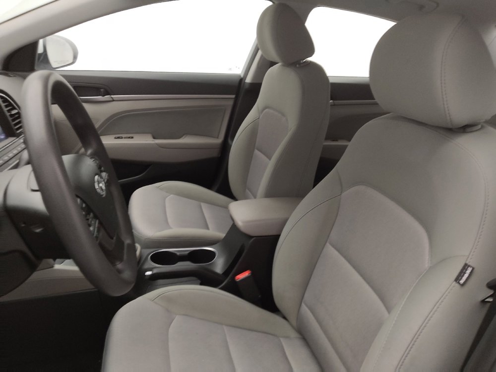 Used 2017 Hyundai Elantra SE image 17