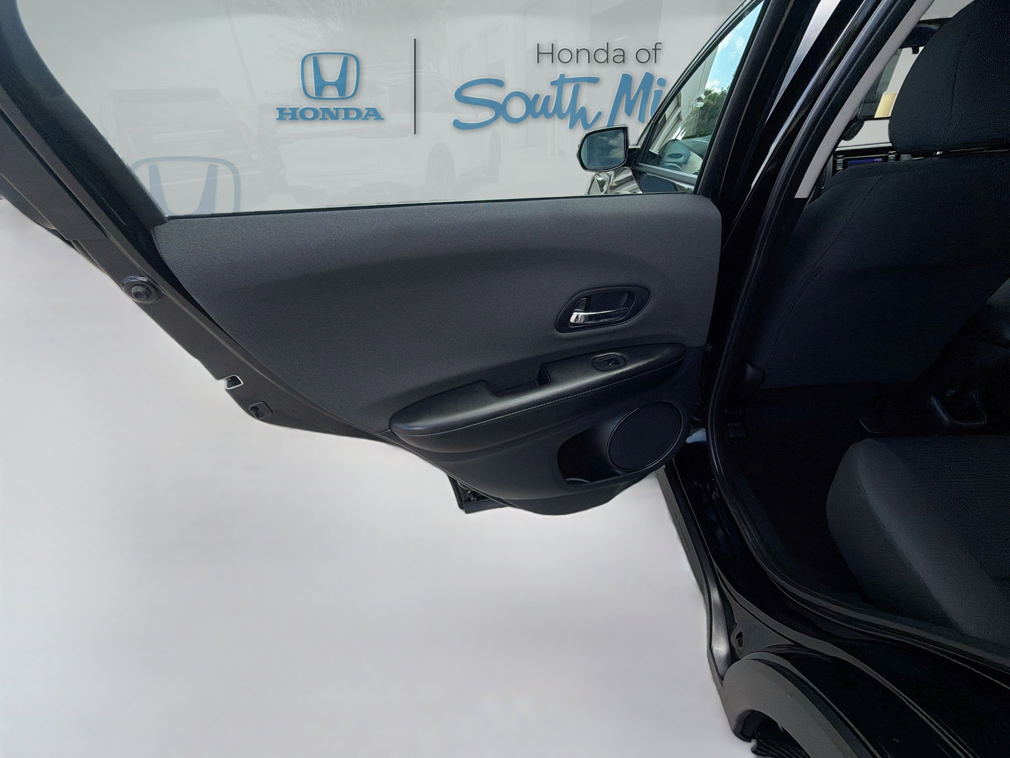 Used 2022 Honda HR-V LX image 24