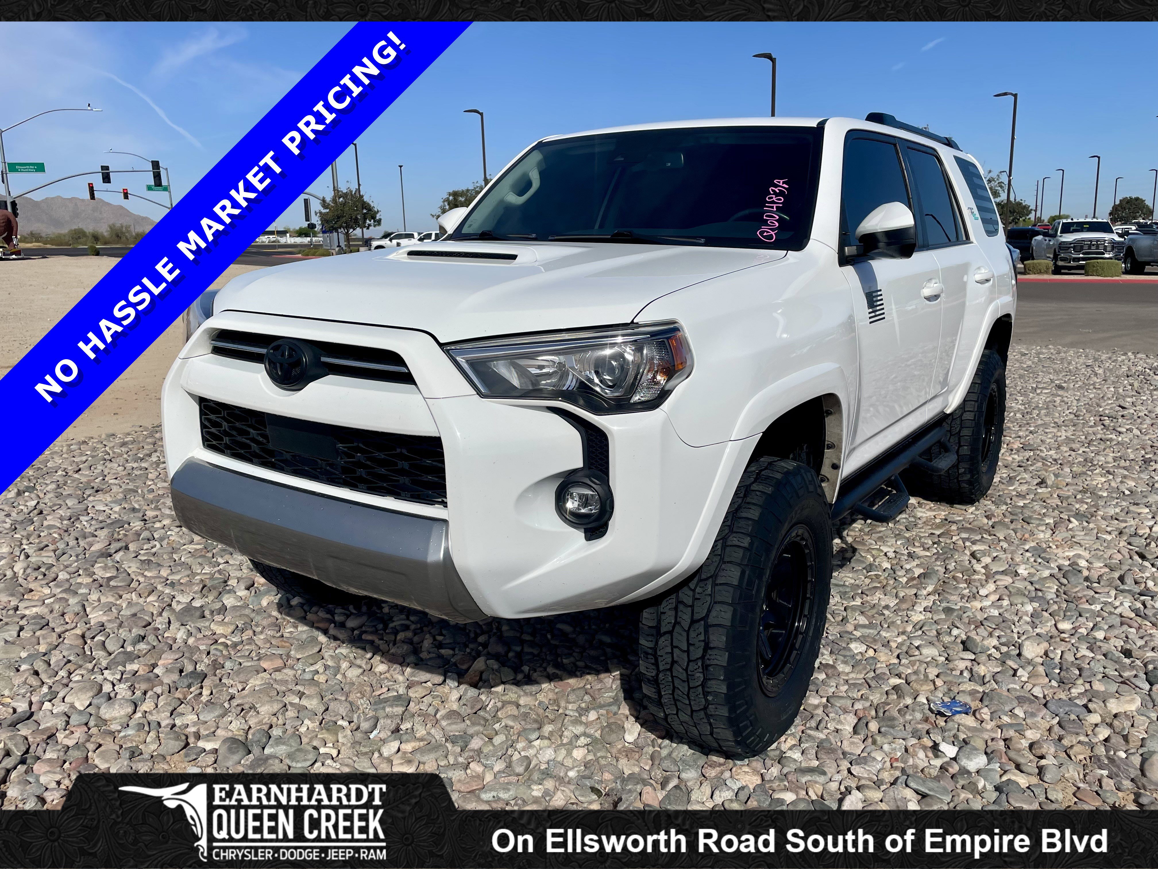 Used 2022 Toyota 4Runner TRD Off-Road AWD/4WD image 1
