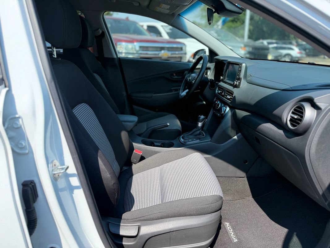 Used 2021 Hyundai Kona SEL FWD image 6
