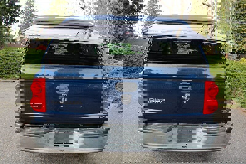 Used 2005 Dodge Dakota ST image 16