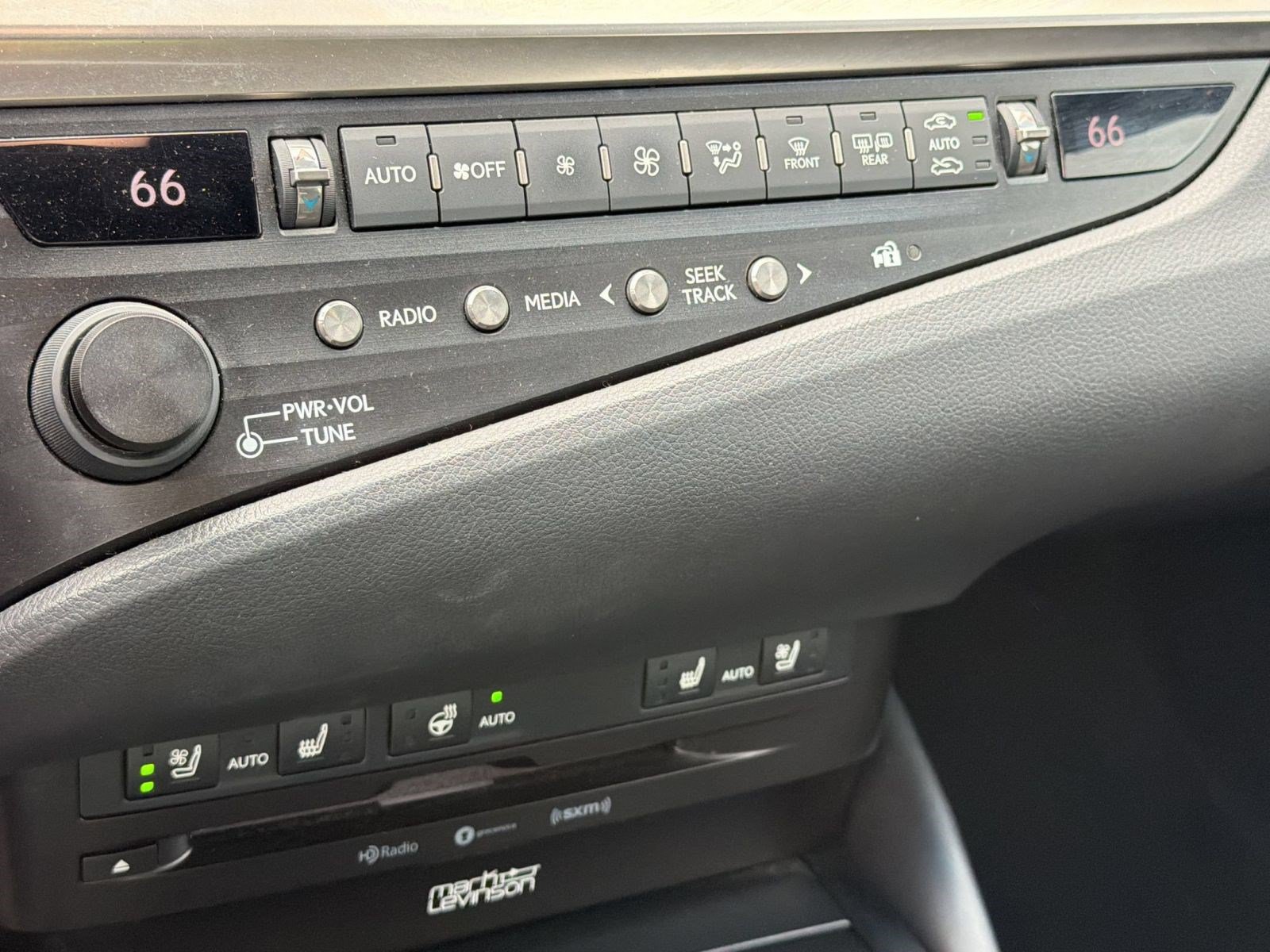 Used 2019 Lexus ES 350 F Sport w/ Accessory Package 2 FWD image 18
