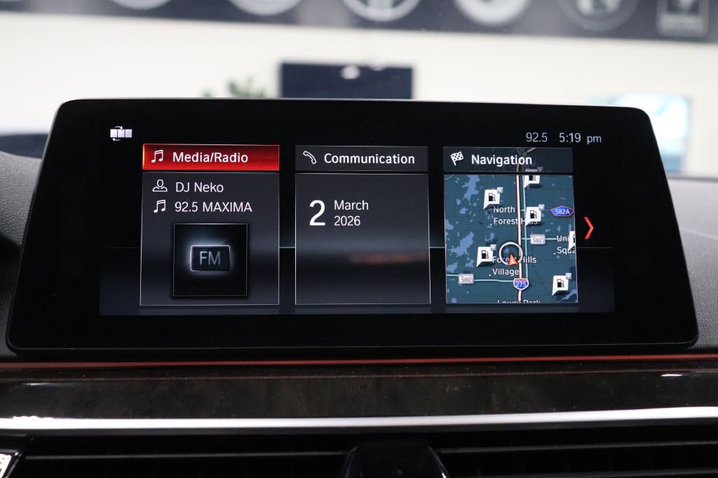 Used 2017 BMW 540i xDrive XI w/ Premium Package image 12