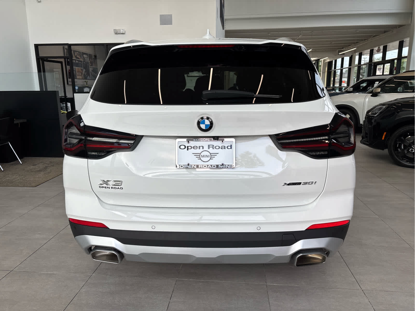 Used 2023 BMW X3 xDrive30i w/ Convenience Package AWD/4WD image 5