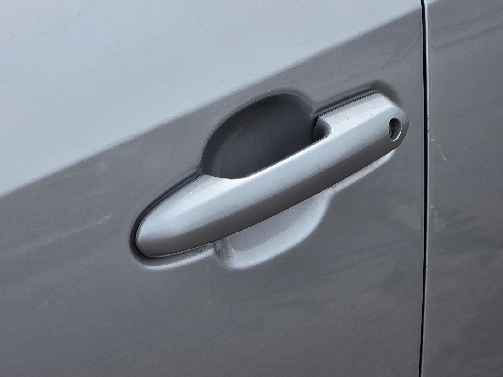 Used 2020 Toyota RAV4 LE AWD/4WD image 35