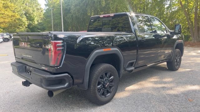 Used 2025 GMC Sierra 2500 AT4 w/ AT4 Premium Plus Package AWD/4WD image 9