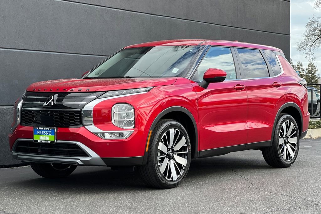 New 2026 Mitsubishi Outlander SE image 9