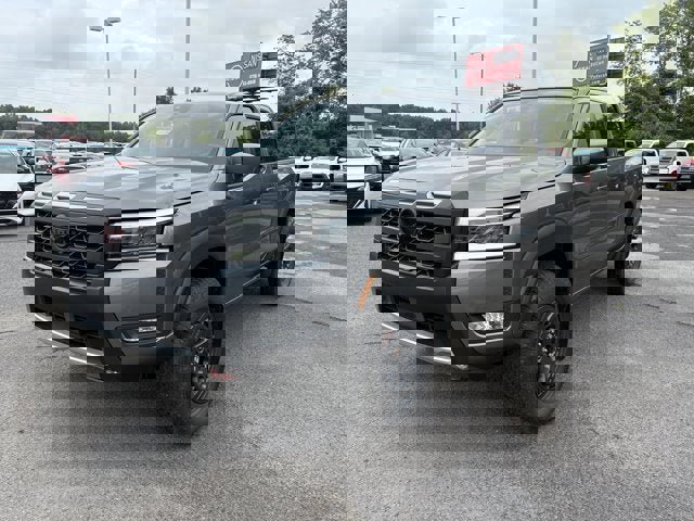 New 2025 Nissan Frontier PRO-4X w/ Interior Protection Package
