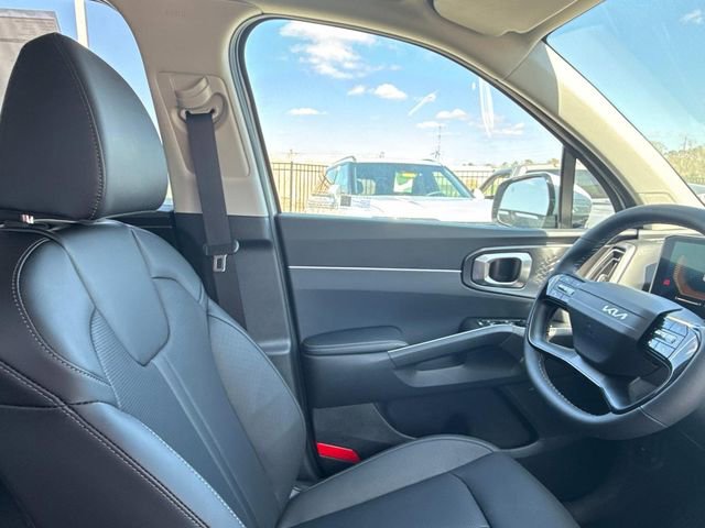 New 2026 Kia Sorento EX w/ EX Premium Package FWD image 14
