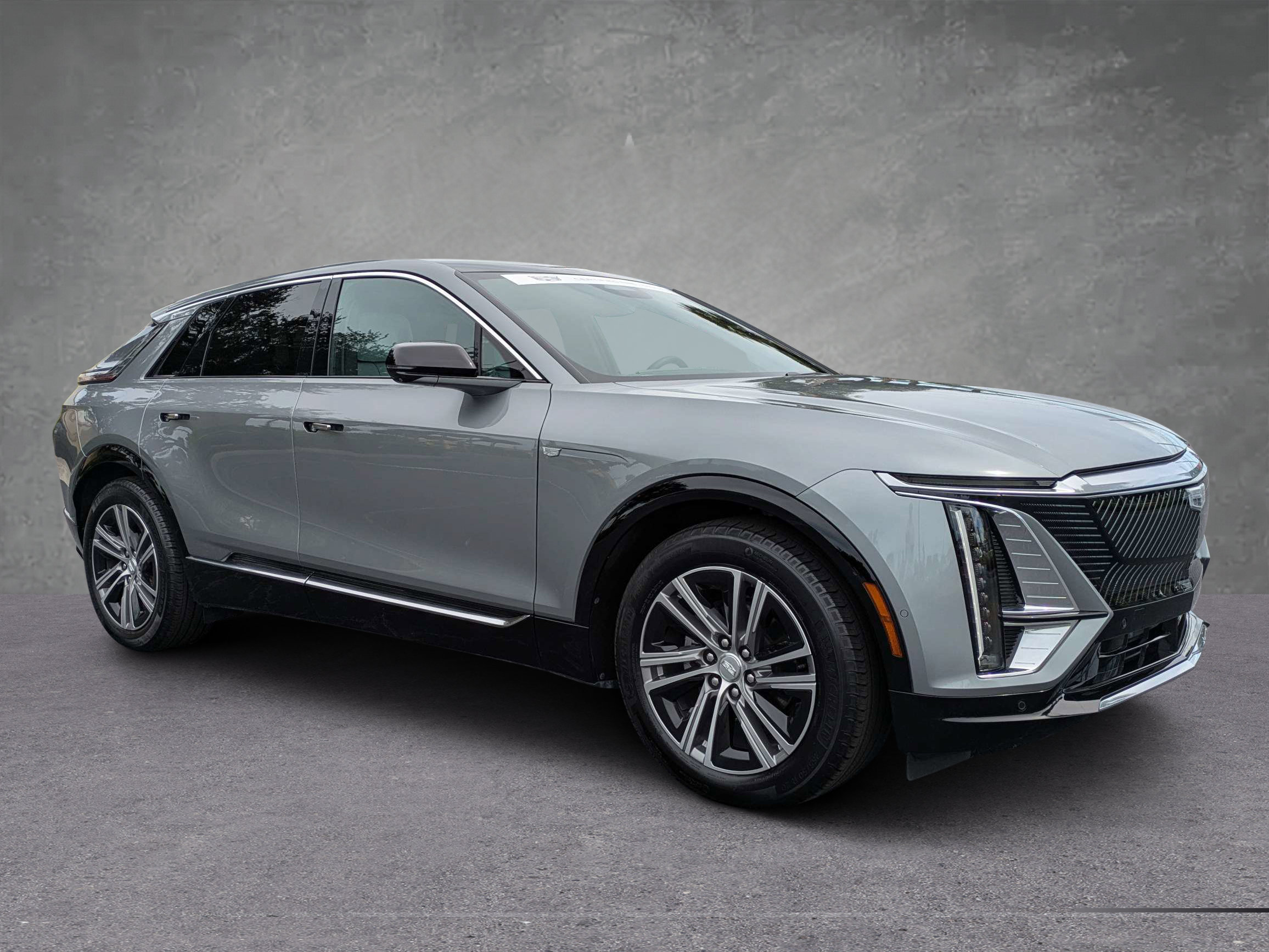 Certified 2024 Cadillac Lyriq Luxury RWD image 5