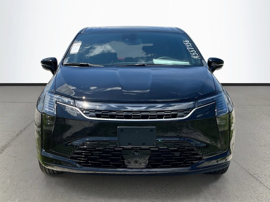 New 2027 Chrysler Pacifica Limited FWD image 2