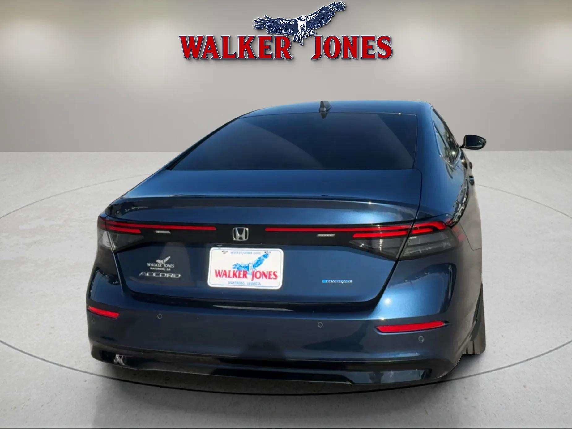 Used 2024 Honda Accord EX-L image 6