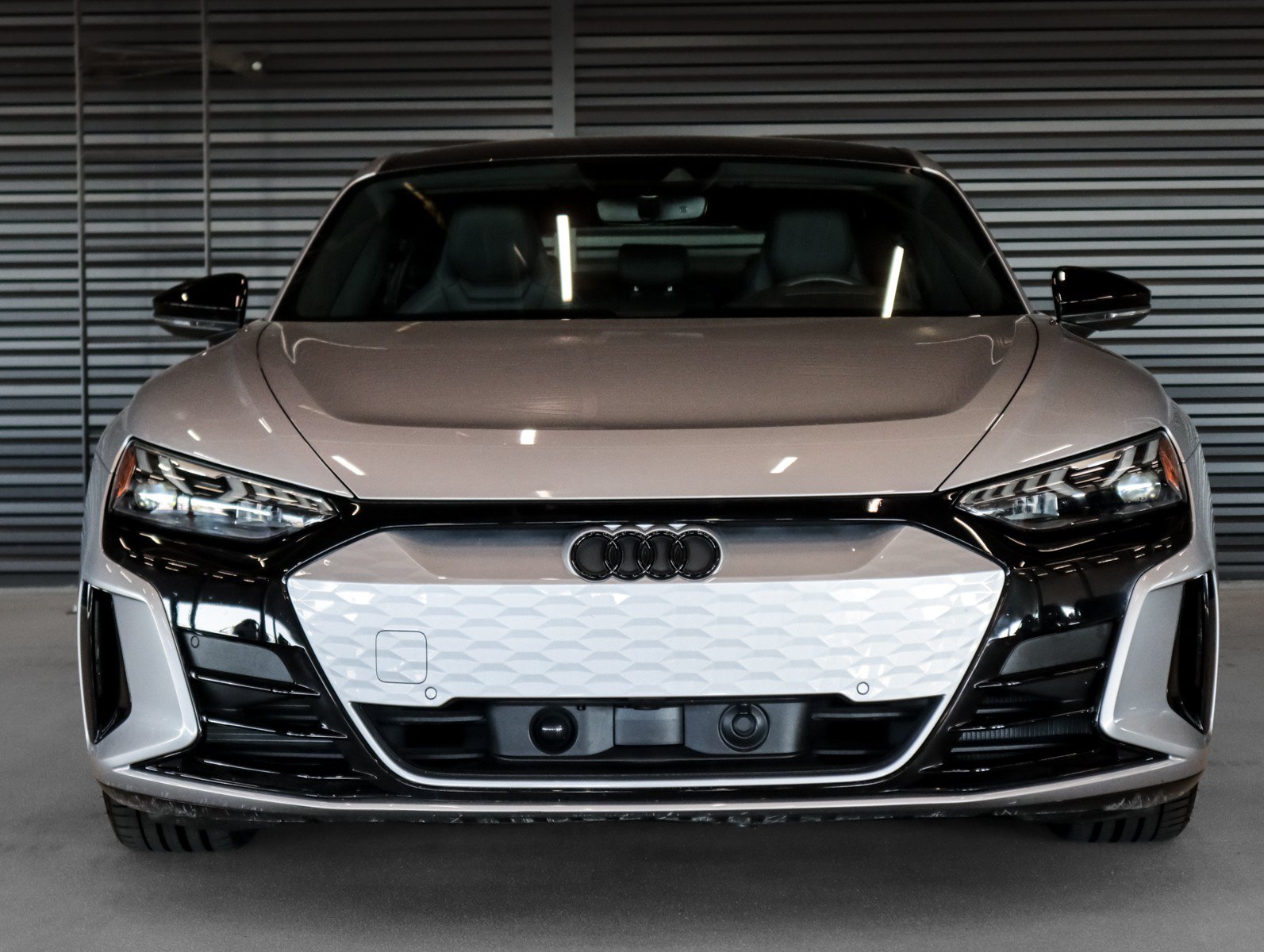 Used 2024 Audi e-tron GT Premium Plus w/ Performance Package AWD/4WD image 12