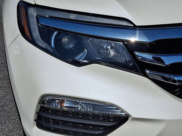 Used 2017 Honda Pilot Touring image 9