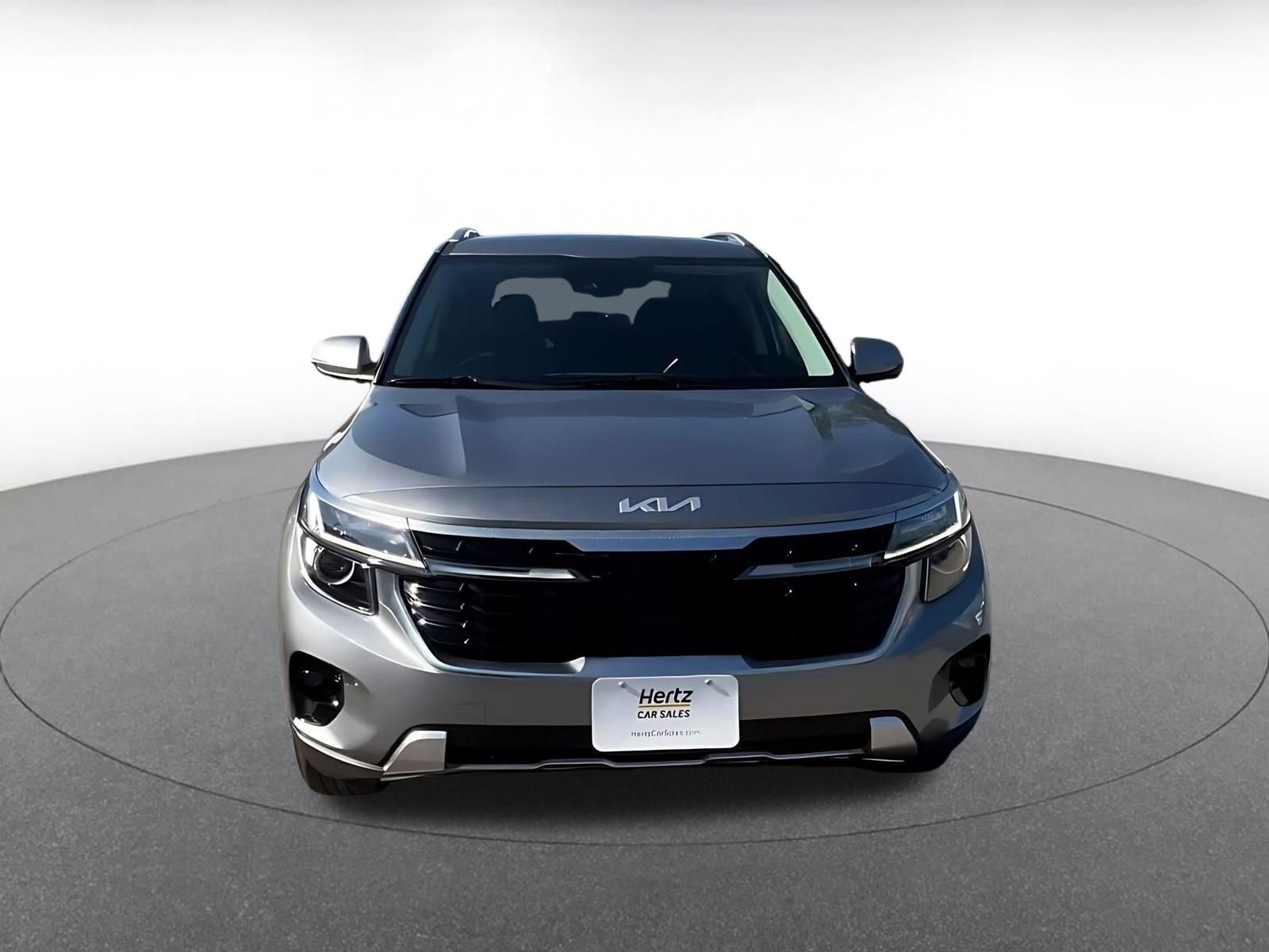 Used 2025 Kia Seltos S image 4