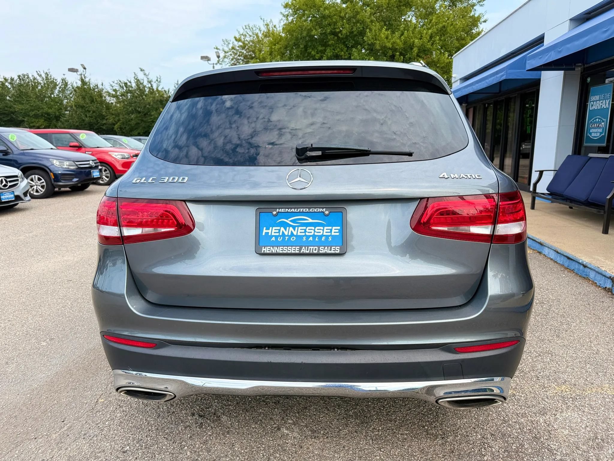 Used 2016 Mercedes-Benz GLC 300 4MATIC w/ Multimedia Package image 11