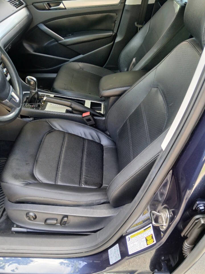 Used 2012 Volkswagen Passat 2.5 SE image 10