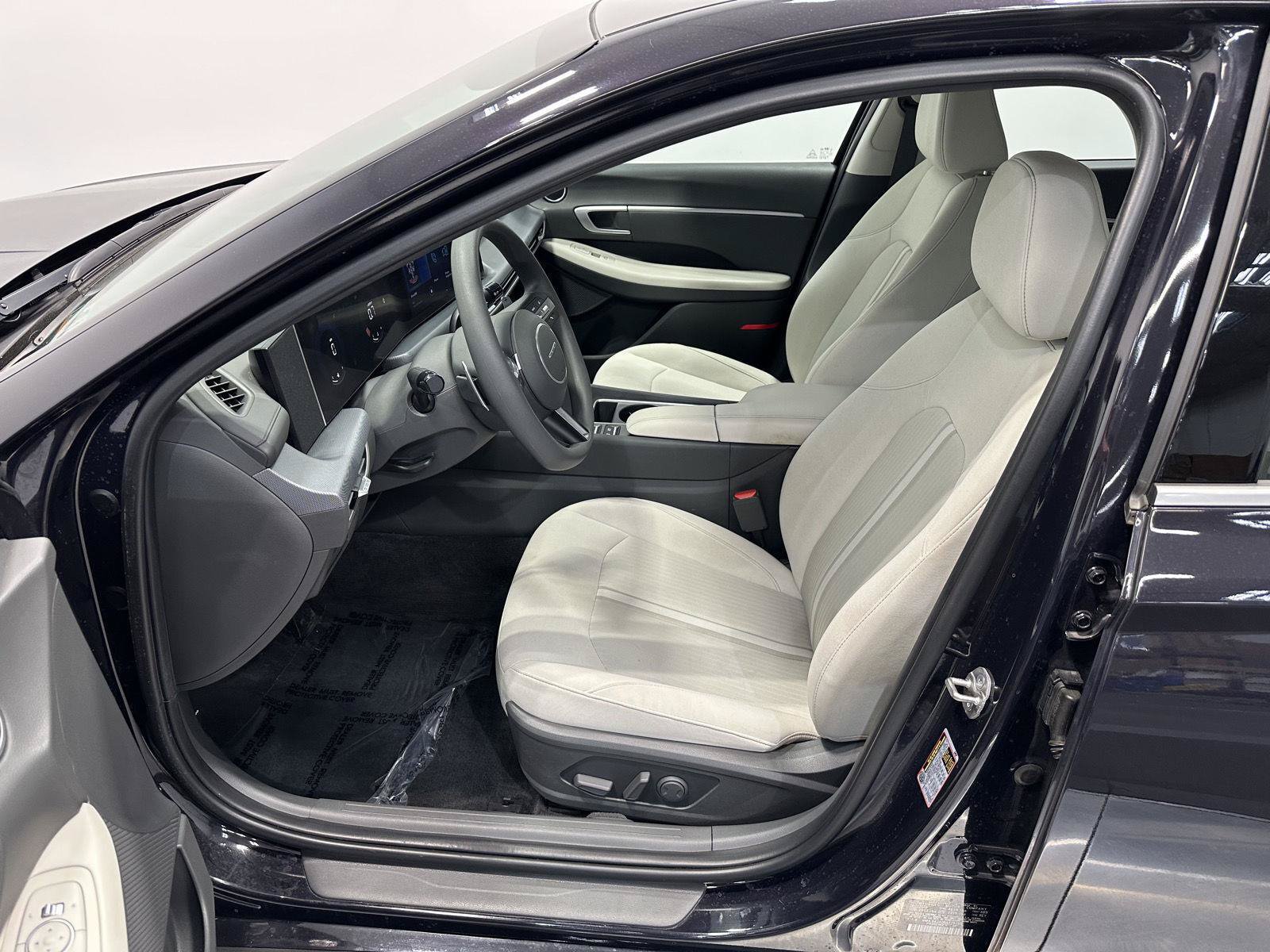 Certified 2024 Hyundai Sonata SEL AWD/4WD image 14