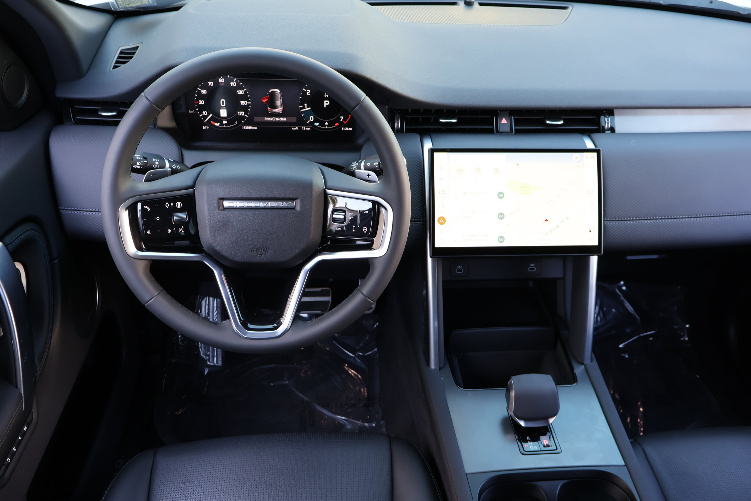 Used 2024 Land Rover Discovery Sport Dynamic SE image 18