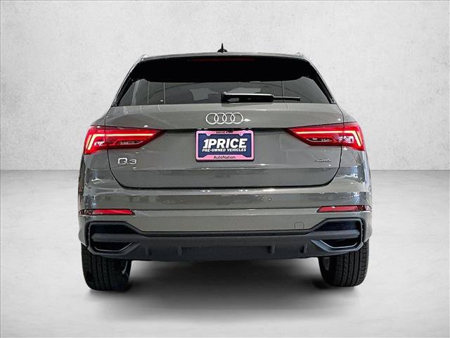 Used 2024 Audi Q3 2.0T Premium w/ Convenience Package AWD/4WD image 4