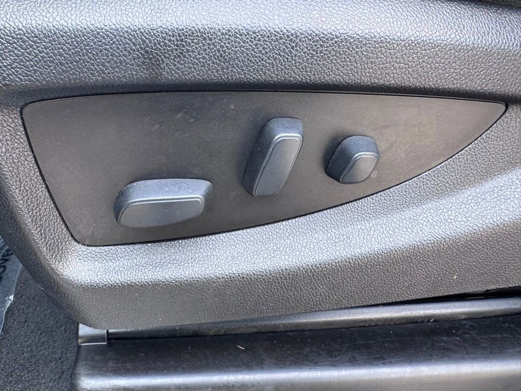 Used 2019 Chevrolet Silverado 2500 LTZ w/ Duramax Plus Package AWD/4WD image 20