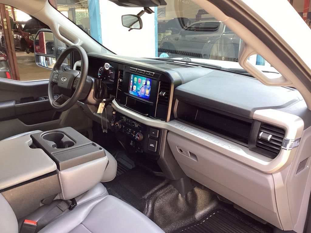 Used 2023 Ford F250 XL AWD/4WD image 42