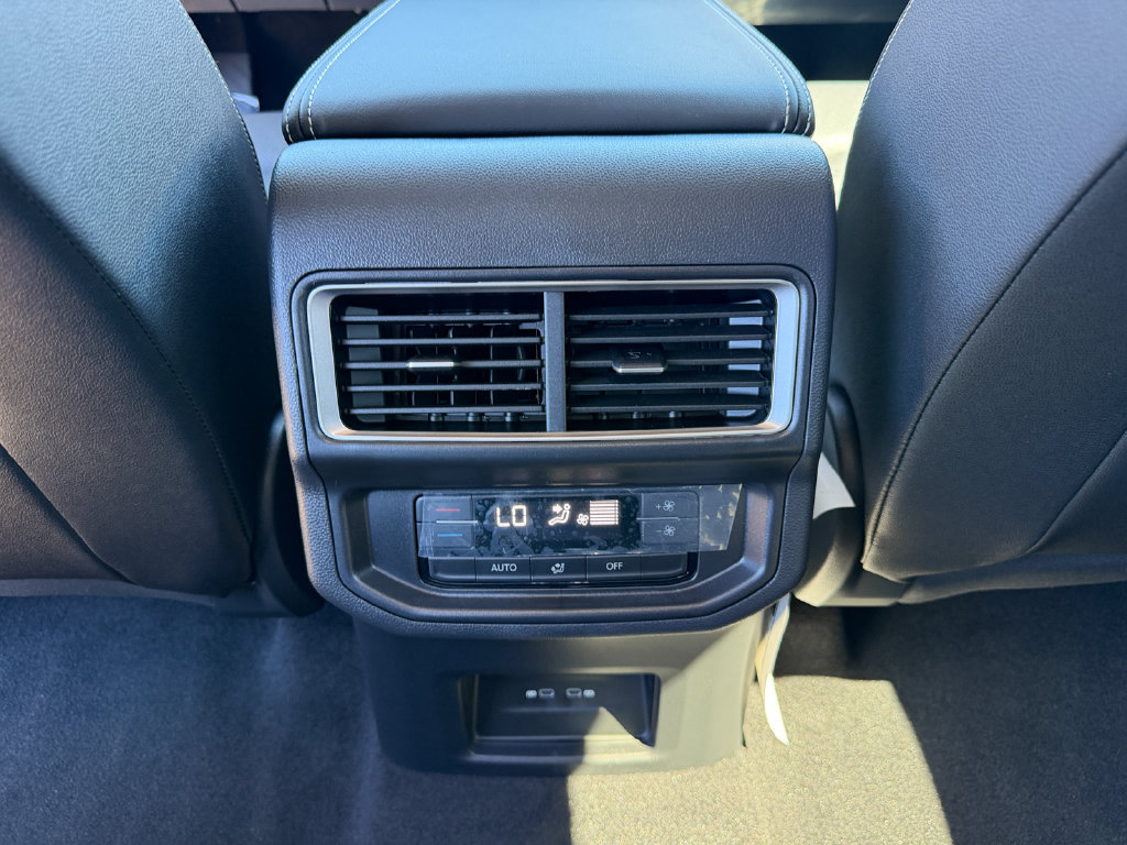 New 2026 Volkswagen Atlas SE FWD image 25