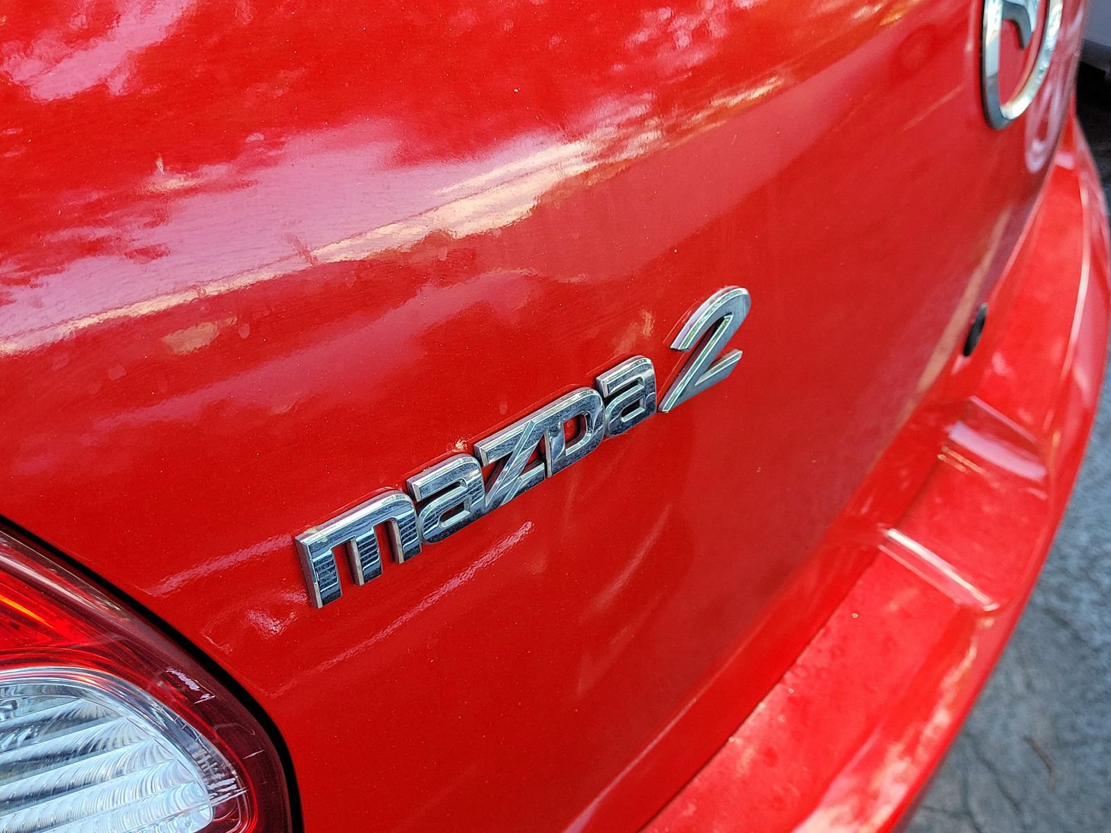 Used 2012 MAZDA MAZDA2 Touring FWD image 7