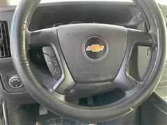 Used 2016 Chevrolet Express 3500 RWD image 21