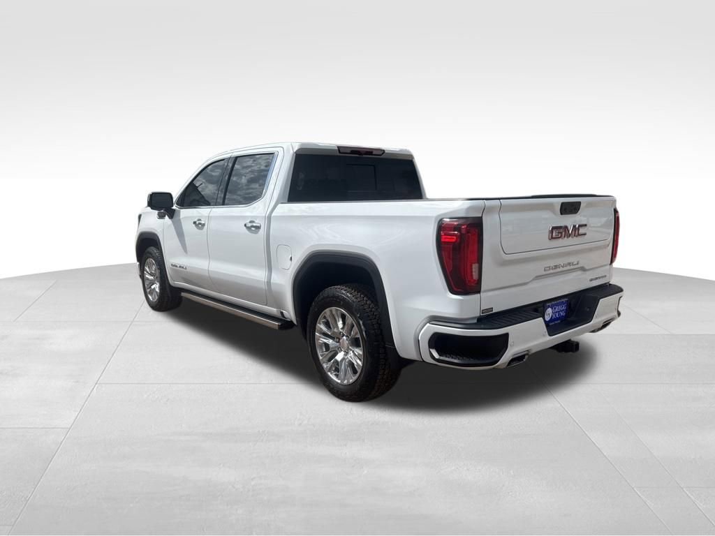 Used 2023 GMC Sierra 1500 Denali AWD/4WD image 11