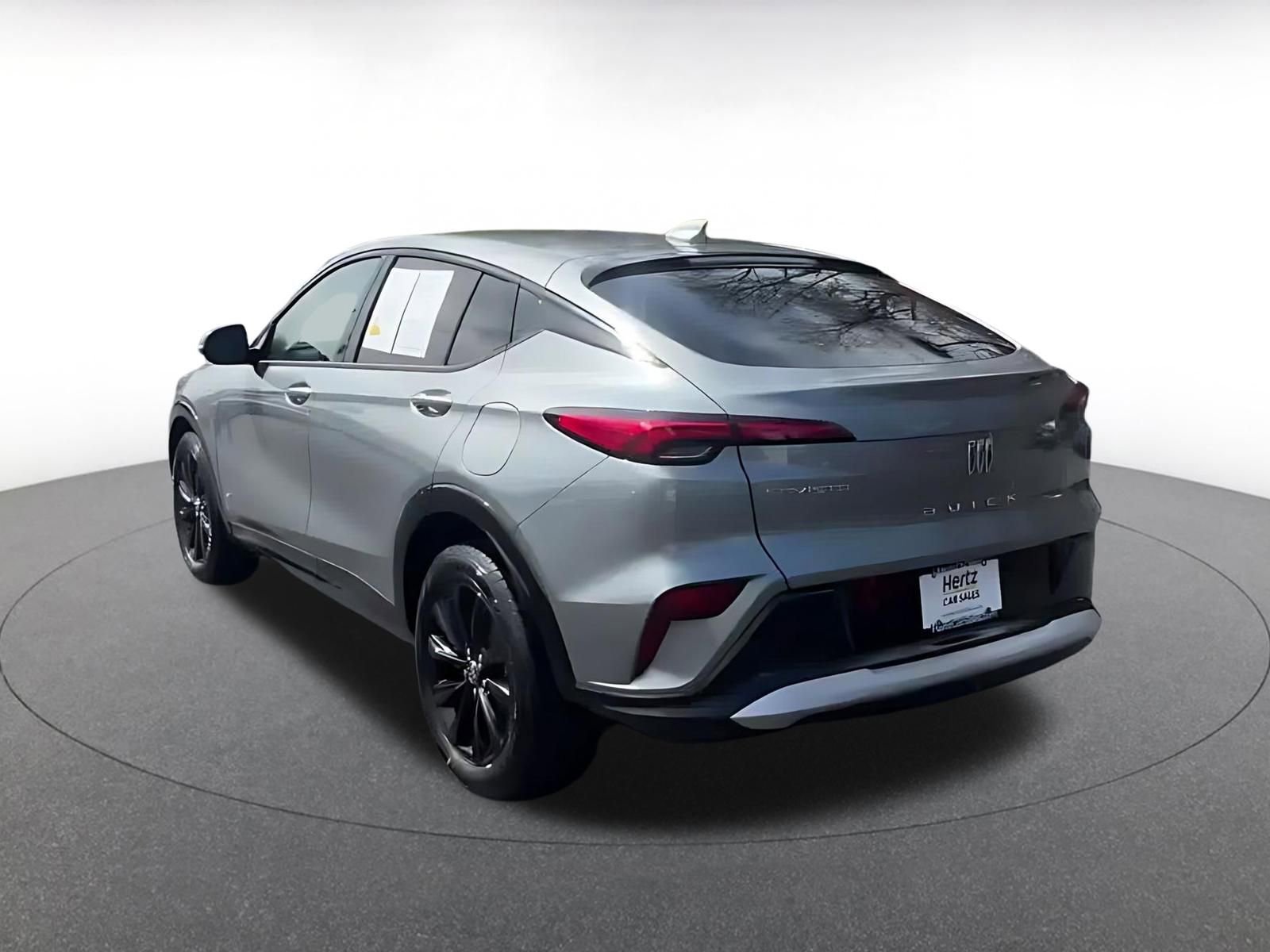 Used 2025 Buick Envista Sport Touring image 11