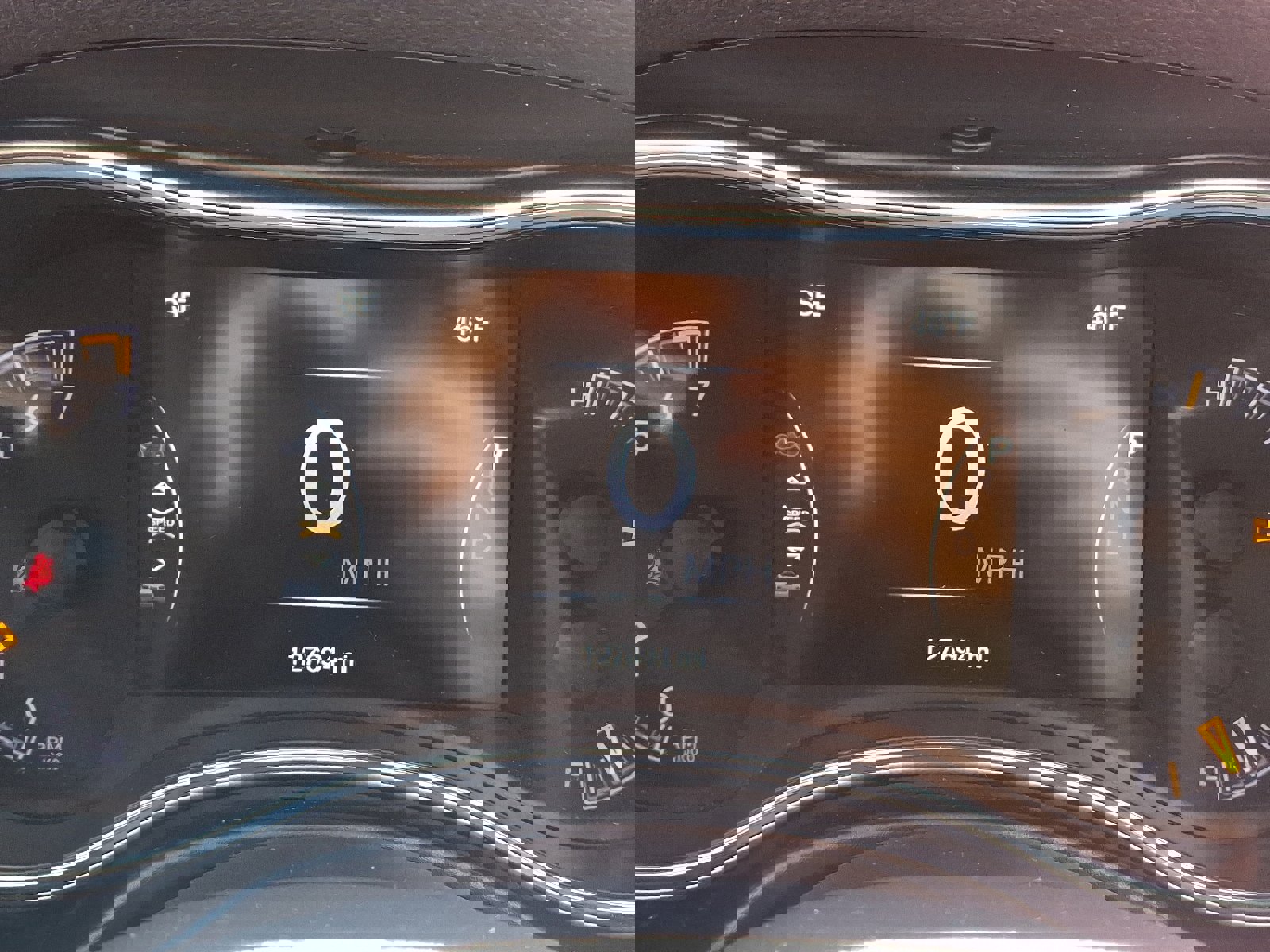 Used 2018 Jeep Grand Cherokee Altitude image 20