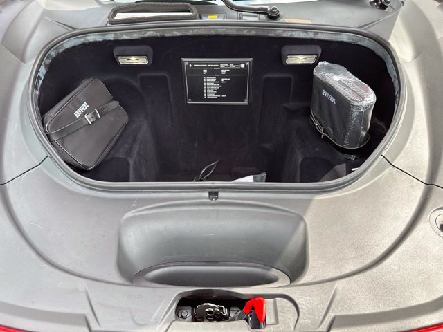 Used 2021 Ferrari F8 Tributo RWD image 15