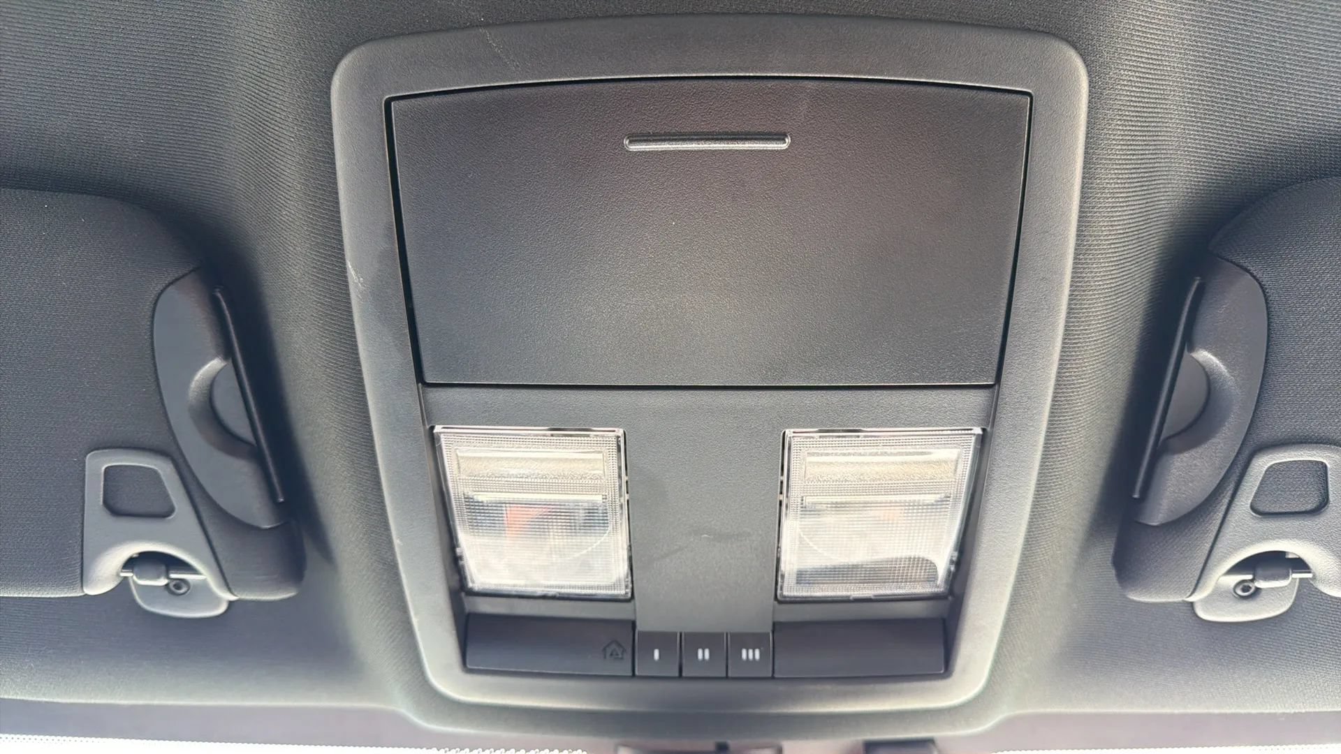 Used 2022 Dodge Challenger GT RWD image 20